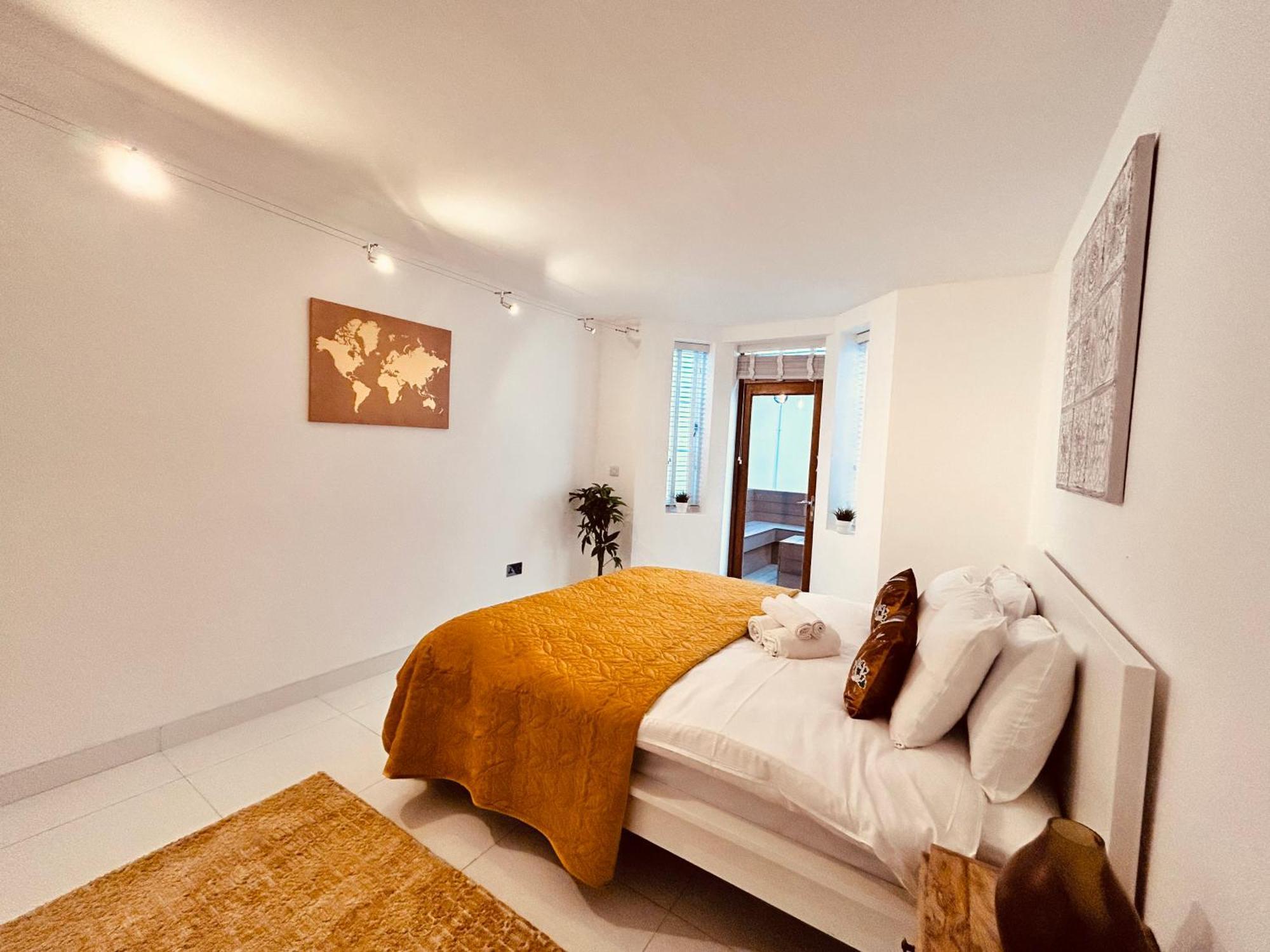 Lrg Stunning 5bd Crouchend House